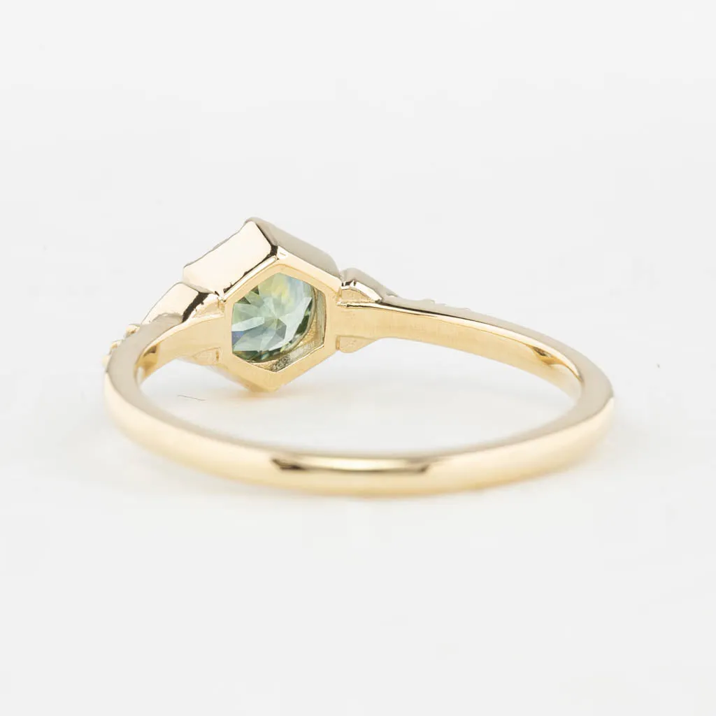 Agatha Ring 0.86ct Parti Green Yellow Round Montana Sapphire, 14K Yellow Gold (One of a kind)