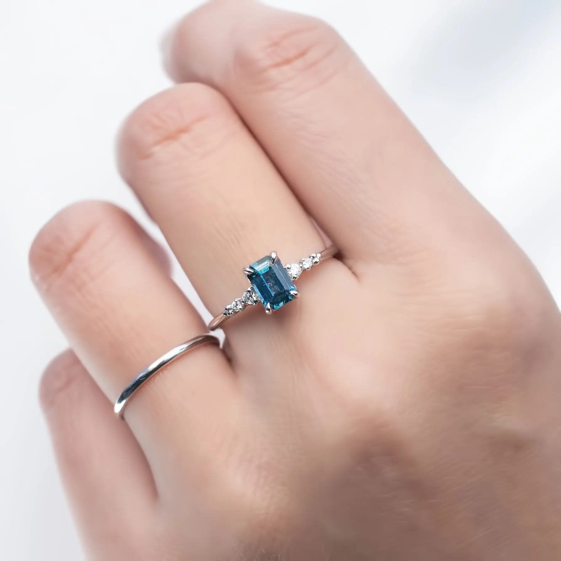 Estel Luxe Ring 0.84ct Blue Emerald Montana Sapphire, 14K White Gold (One of a kind)