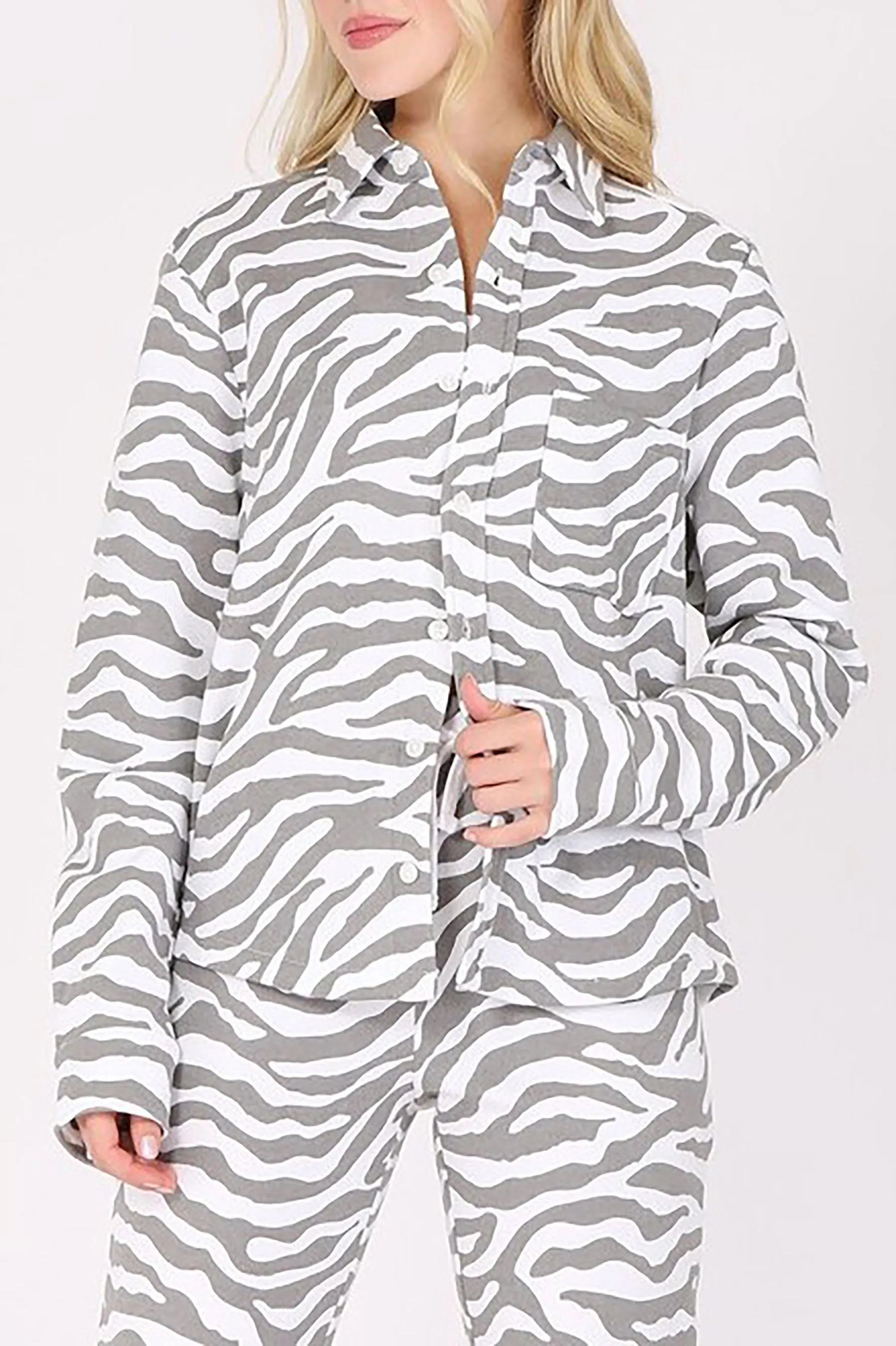 Women's Long Sleeve Button Down Animal Print Fleece Jacket