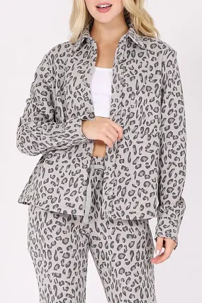 Women's Long Sleeve Button Down Animal Print Fleece Jacket